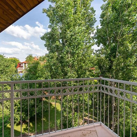 Bed and Breakfast Izabella Panzio Hajdúszoboszló Exterior foto